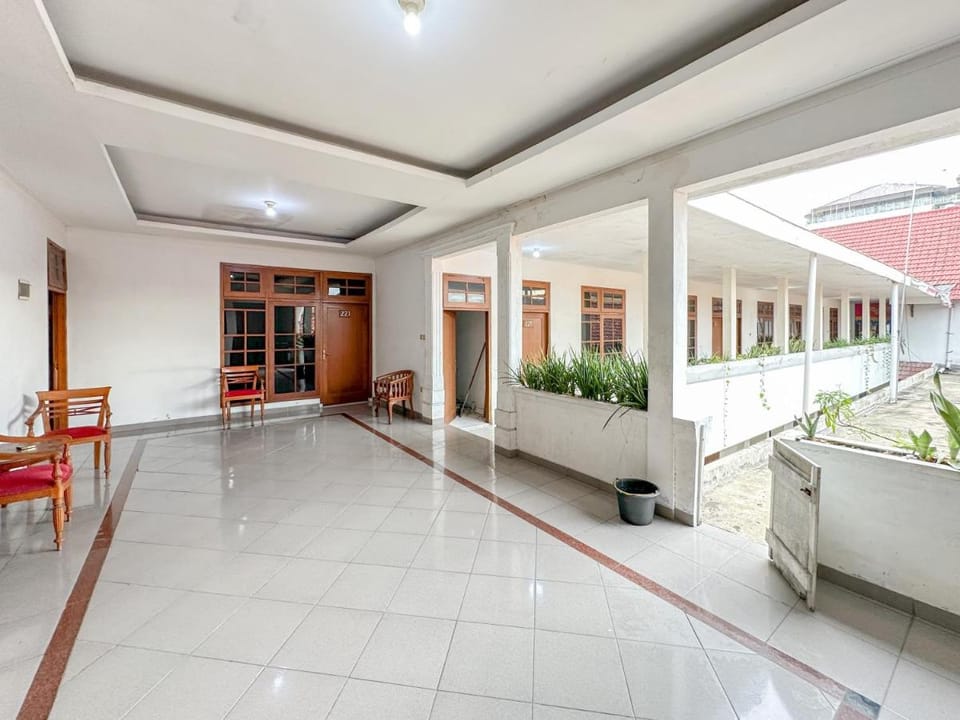 Hotel Dewi Sri Prawirotaman RedPartner Hotel in Yogyakarta