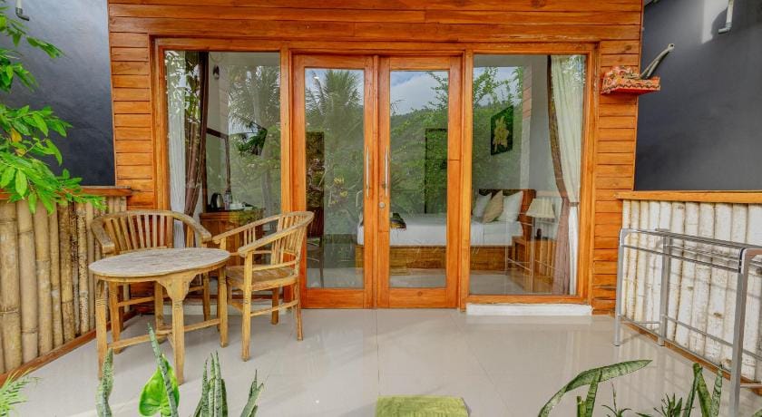 Bhavana Cottage Bed and Breakfast in Nusapenida