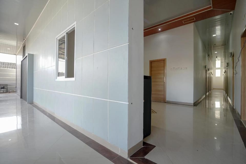 OYO 945 Mega Kost 2 Hotel in Indonesia