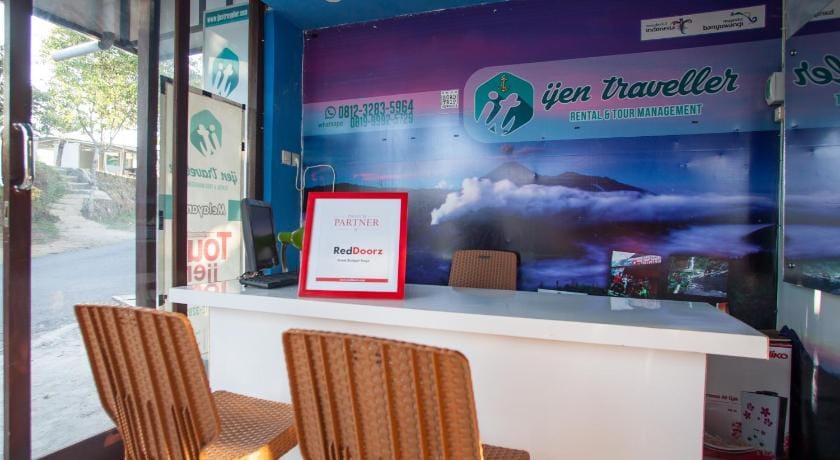 RedDoorz near Banyuwangi Kota Train Station Bed and Breakfast in East Java