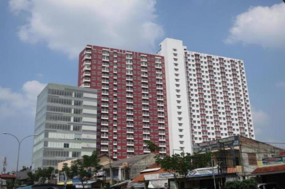 Apartemen Taman Melati  Margonda by Winroom Hotel in West Java