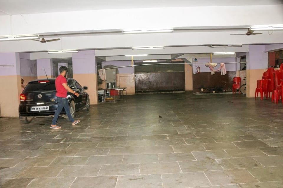 Suman Lodging Hotel in Maharashtra