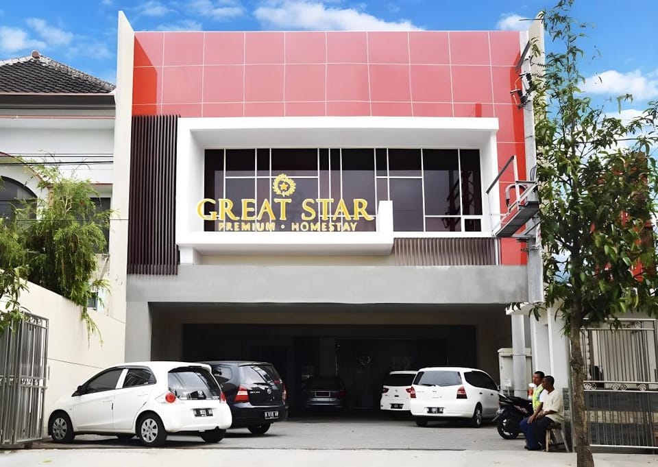 Great Star Premium Homestay Hotel in East Java