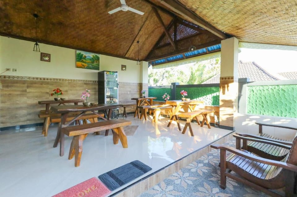 Sri Gunadi Bungalow Hotel in Nusapenida