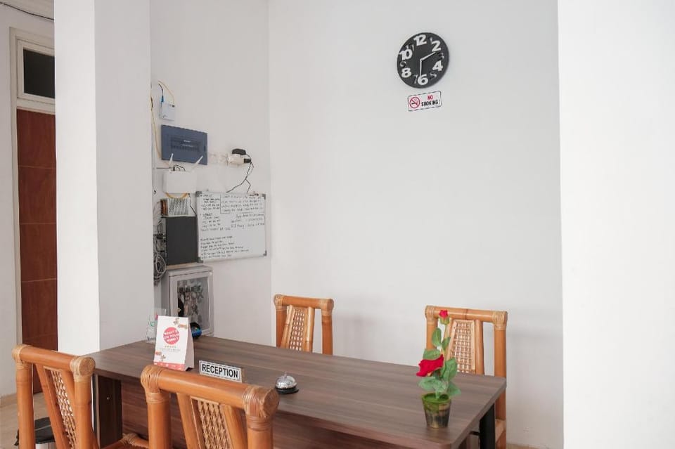 OYO 1454 111 Residence Hotel in Batu