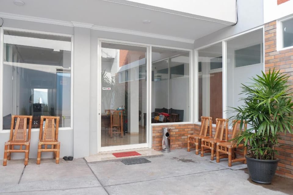OYO 1454 111 Residence Hotel in Batu