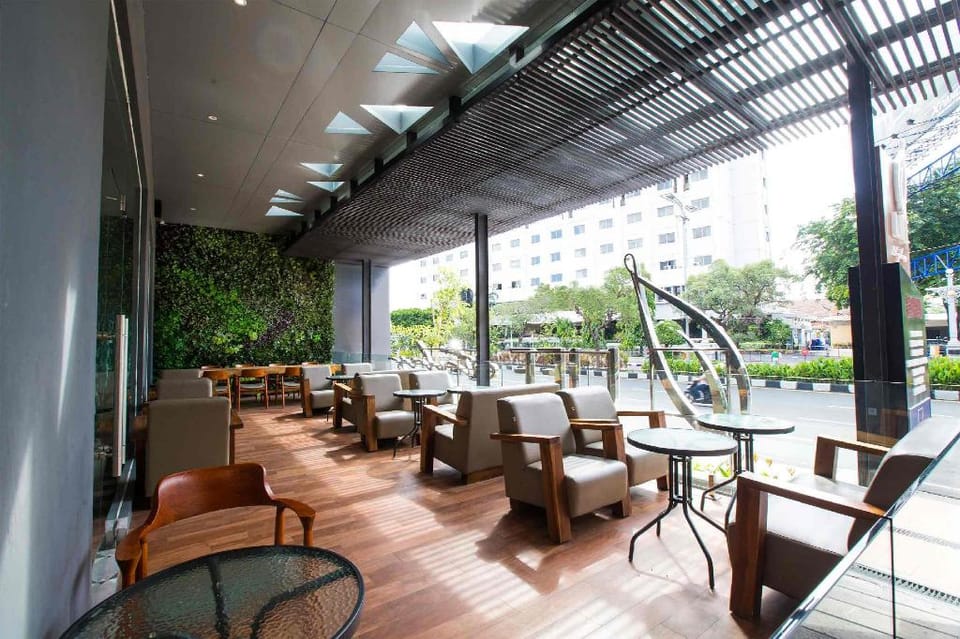 The Life Styles Hotel Surabaya Hotel in Surabaya