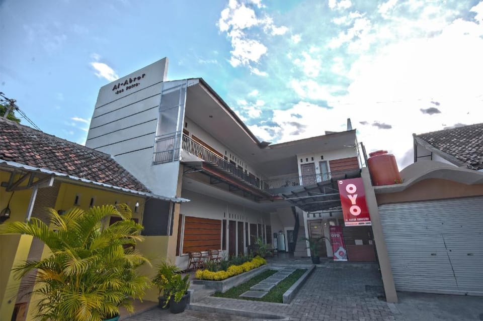 Hotel O Al Abror Homestay Hotel in Yogyakarta