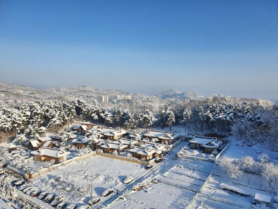 Donghae Hanok DonganJae (Korea Quality) Campground/ 
RV Resort in South Korea