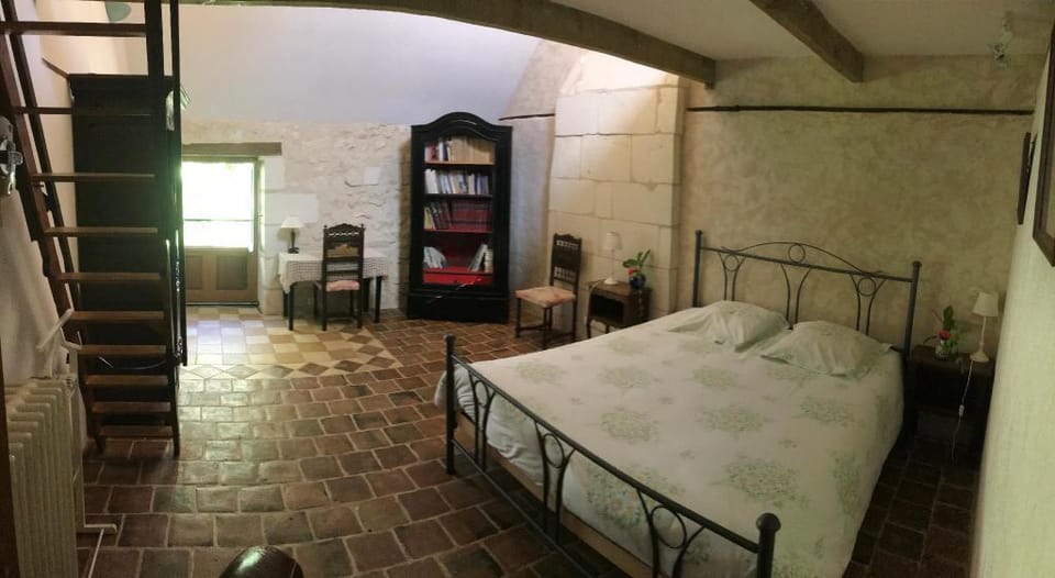Large family home for young and old with great calm in South Touraine Vacation rental in Centre-Val de Loire