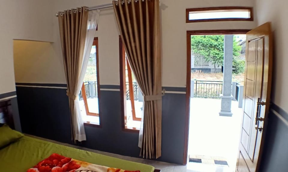 Homestay Anggun Bromo Villa in East Java