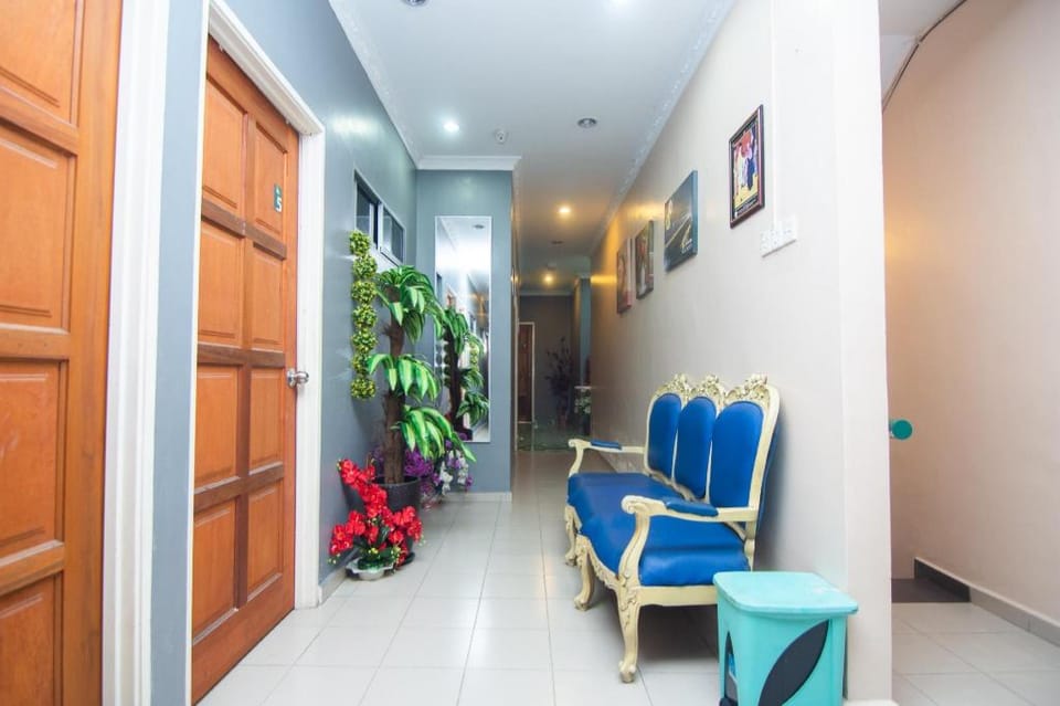 OYO 1224 Hotel Hajah Rohayah Hotel in Perak