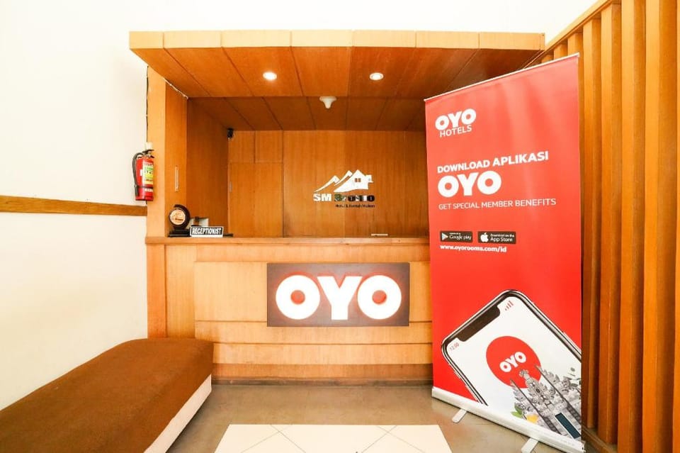 OYO 1087 Homestay Potato House Hotel in East Java