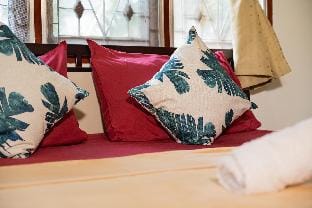 AC, Balcony, King, Big Garden, Self Check-In, 45m Vacation rental in Ko Pha-ngan Sub-district