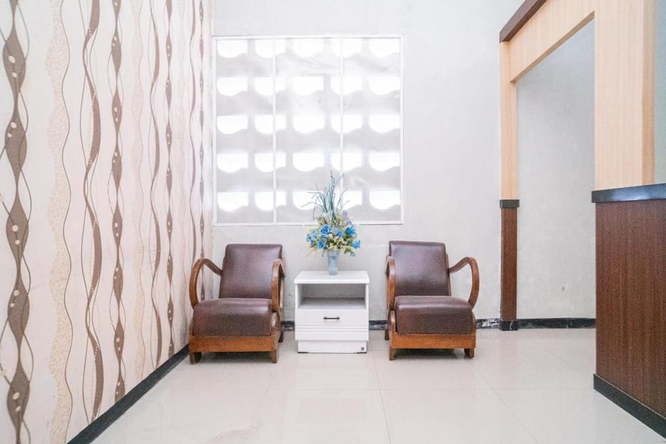 RedDoorz near Matahari Singosaren Solo Hotel in Special Region of Yogyakarta