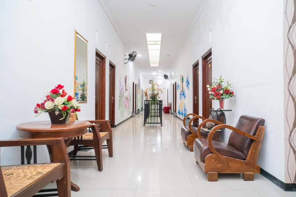 RedDoorz near Matahari Singosaren Solo Hotel in Special Region of Yogyakarta