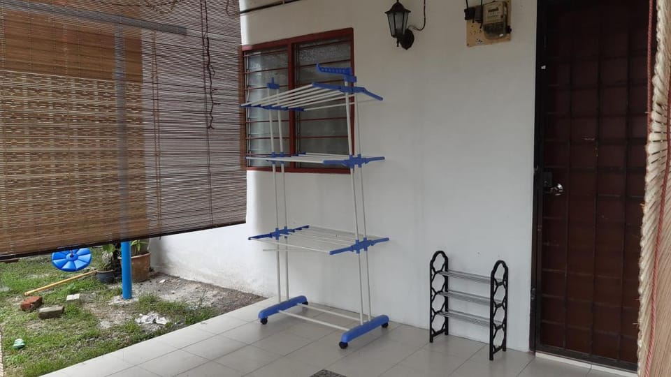 2 BR Medina Dollar Landed Homestay Cheras MRT Link Vacation rental in Hulu Langat