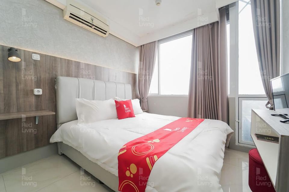 RedLiving Apartemen Saladdin Mansion Hotel in West Java