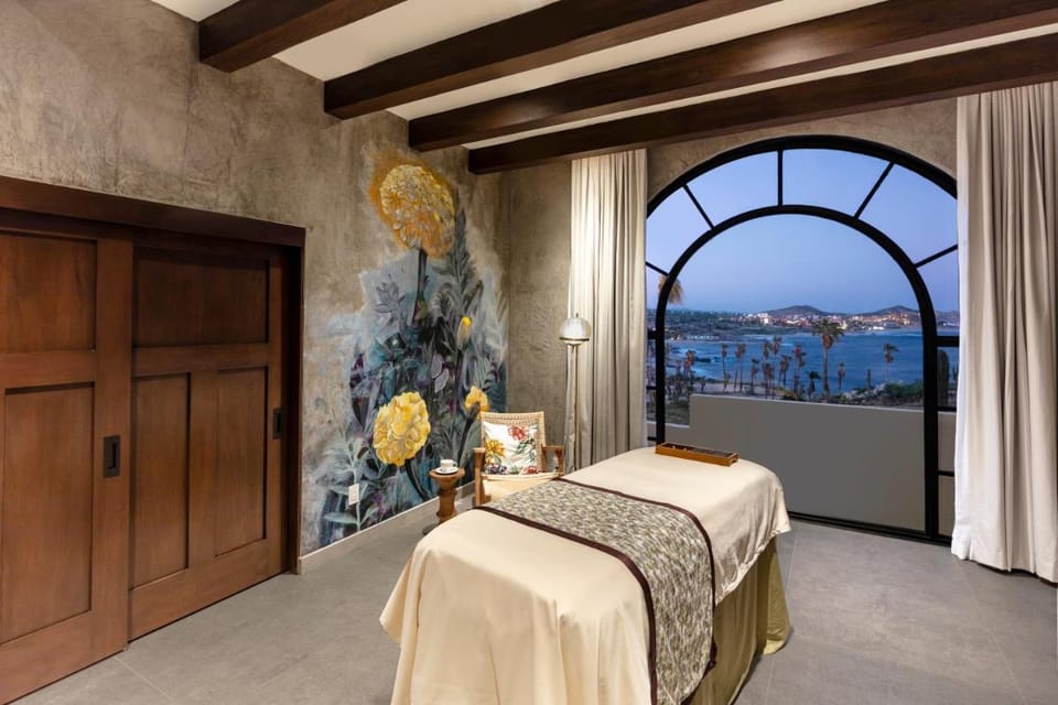 Vista Encantada Resort & Spa Residences, A La Carte All Inclusive Optional Hotel in Baja California Sur