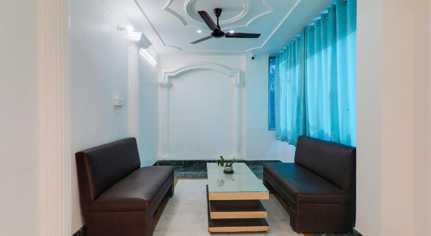 Super Hotel O Novelty inn Hotel in India