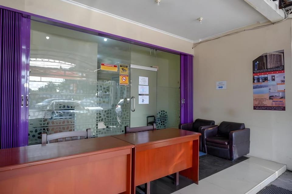 RedDoorz near Universitas Diponegoro Semarang 2 Hotel in Indonesia