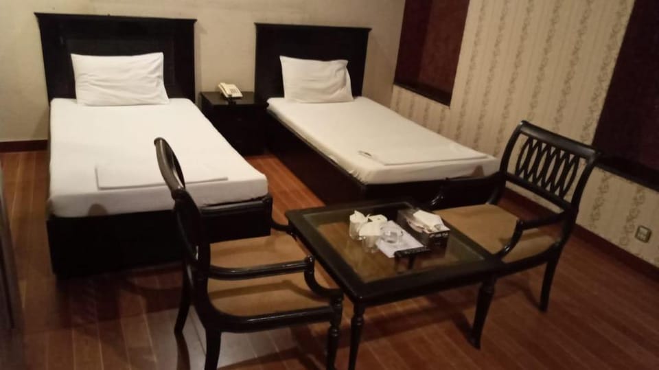 SILK HOTEL Hotel in Punjab