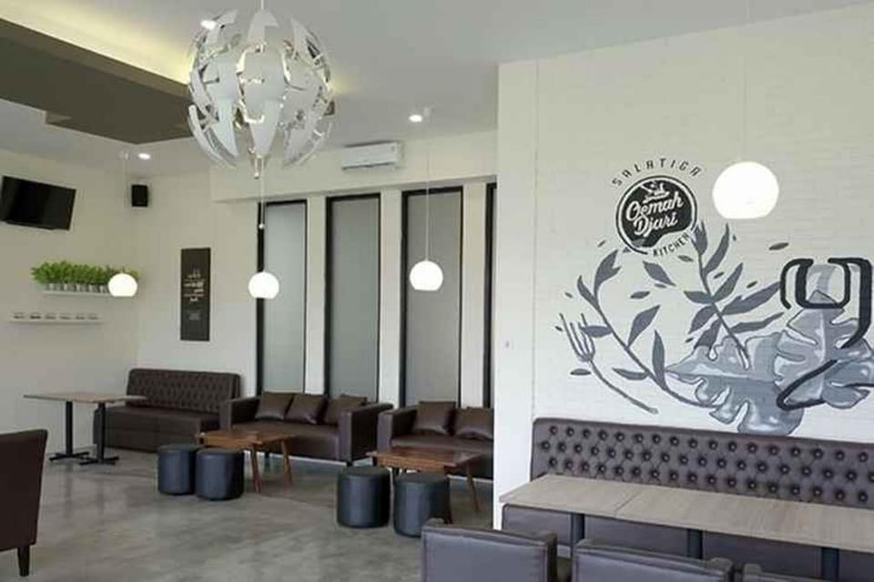 Oemah Djari Guest House Salatiga Hotel in Indonesia