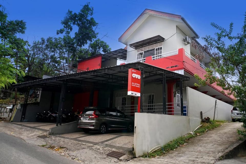 OYO 1007 Alletha Guest House 2 Hotel in Indonesia