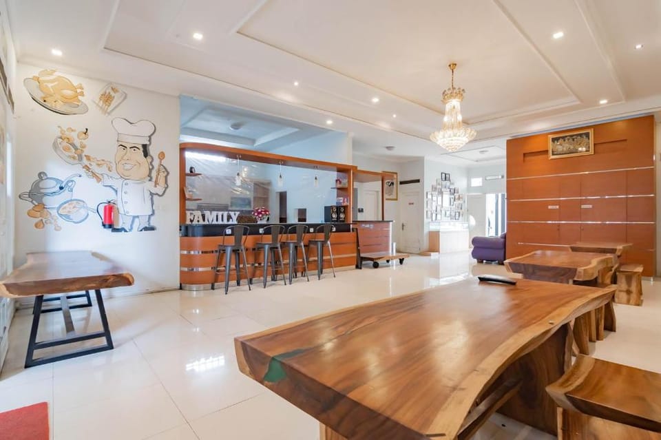 Urbanview Hotel One Family Maribaya by RedDoorz Hotel in Lembang