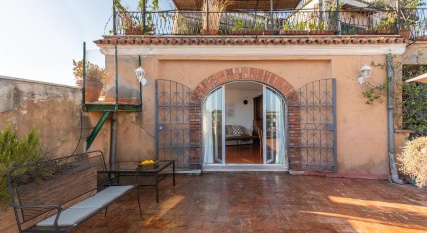 The Great View Apartment in Rome