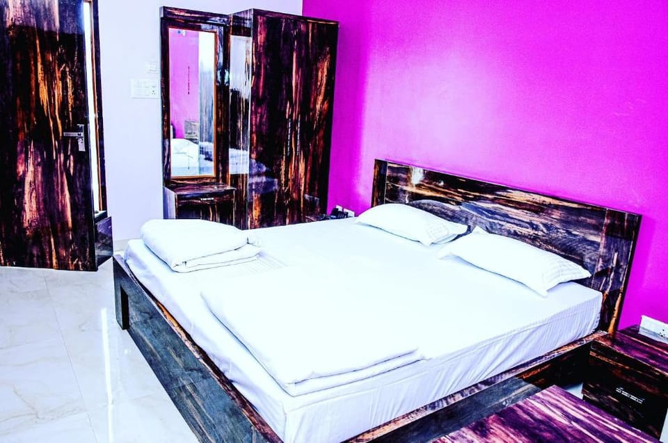 Hotel Kunti International Hotel in Lucknow