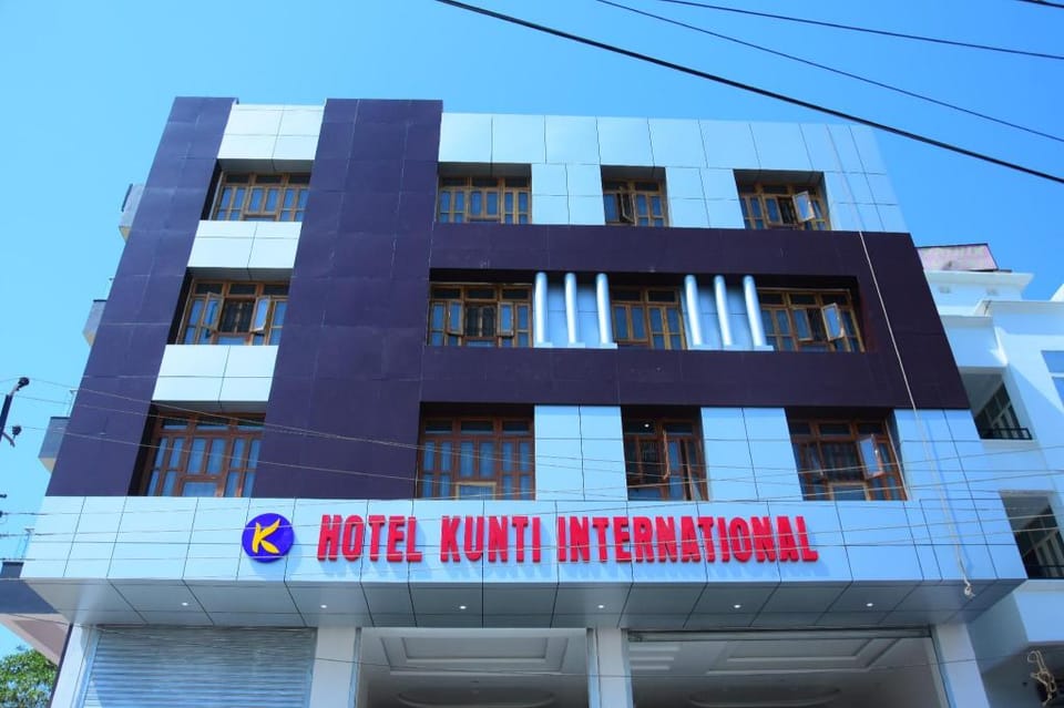 Hotel Kunti International Hotel in Lucknow