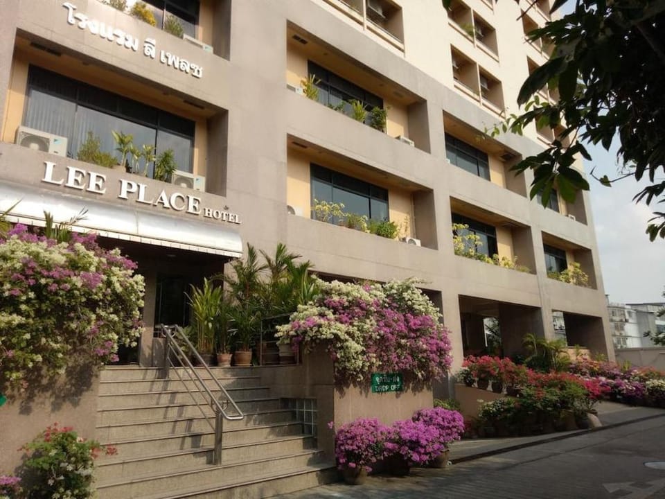 LEE PLACE HOTEL Hostel in Bangkok