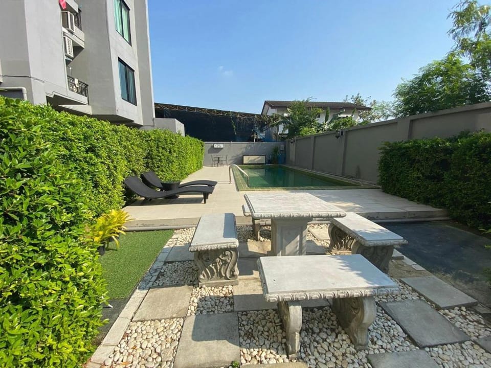 RQ Bangkok Sukhumvit 107 by Collection O Hotel in Bangkok