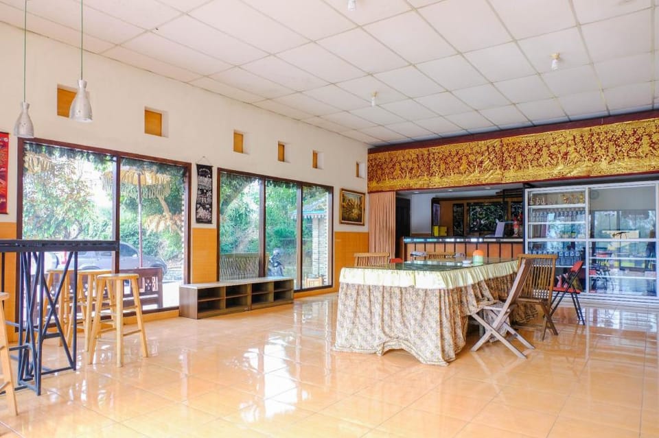 RedDoorz near STAB Syailendra Kopeng Bed and Breakfast in Indonesia