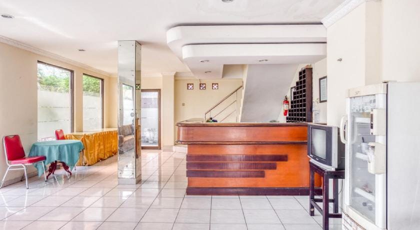 RedDoorz near XT Square 2 Hotel in Yogyakarta