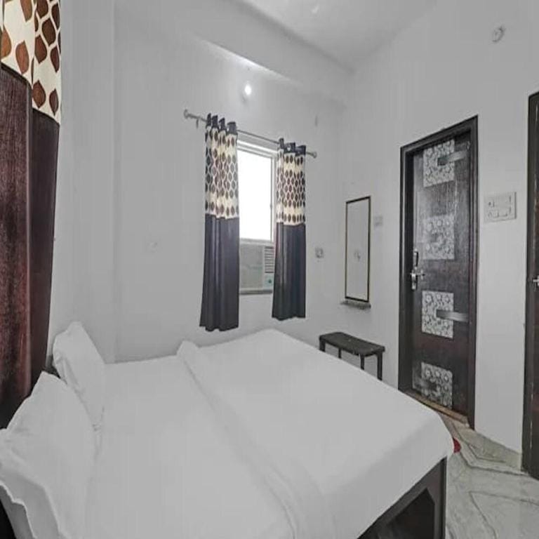 Shiv Ganga Guest House Hotel in Varanasi