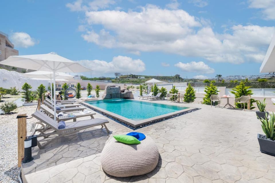 Santoterra Antigua Suites Bed and Breakfast in Santorini