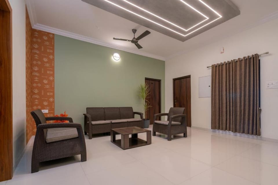 THE SURRYA MAX RESIDENCY Bed and Breakfast in Kerala