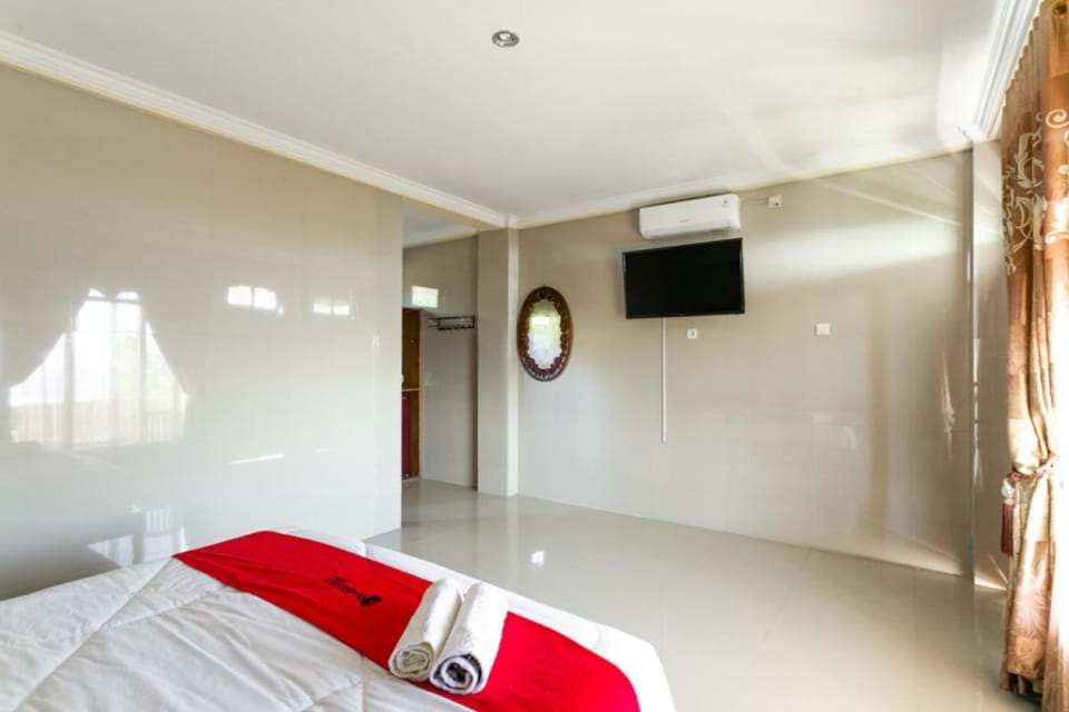 RedDoorz near Parangtritis Beach Bed and Breakfast in Special Region of Yogyakarta