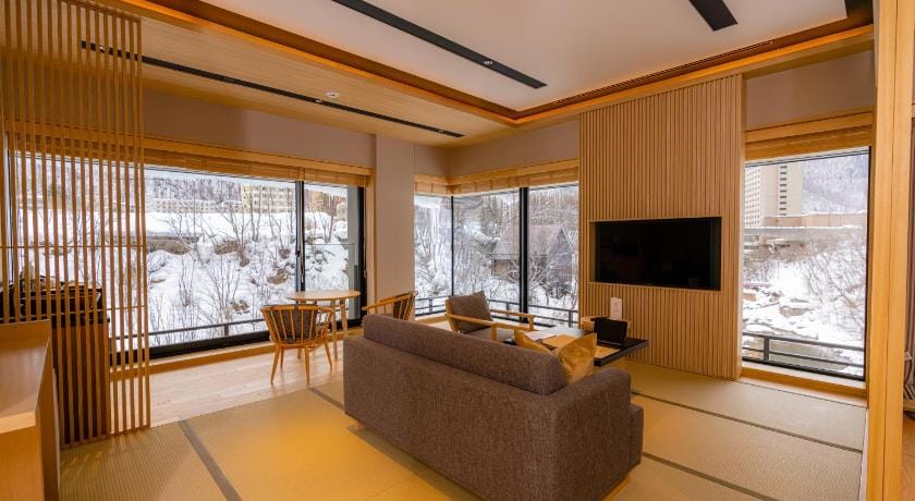 Chalet Ivy Jozankei Ryokan in Sapporo