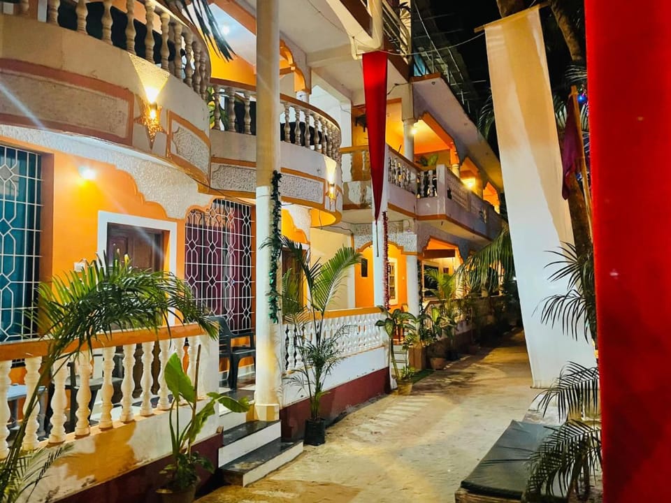 Samantha Inn Beach Resort Bed and Breakfast in Goa, India