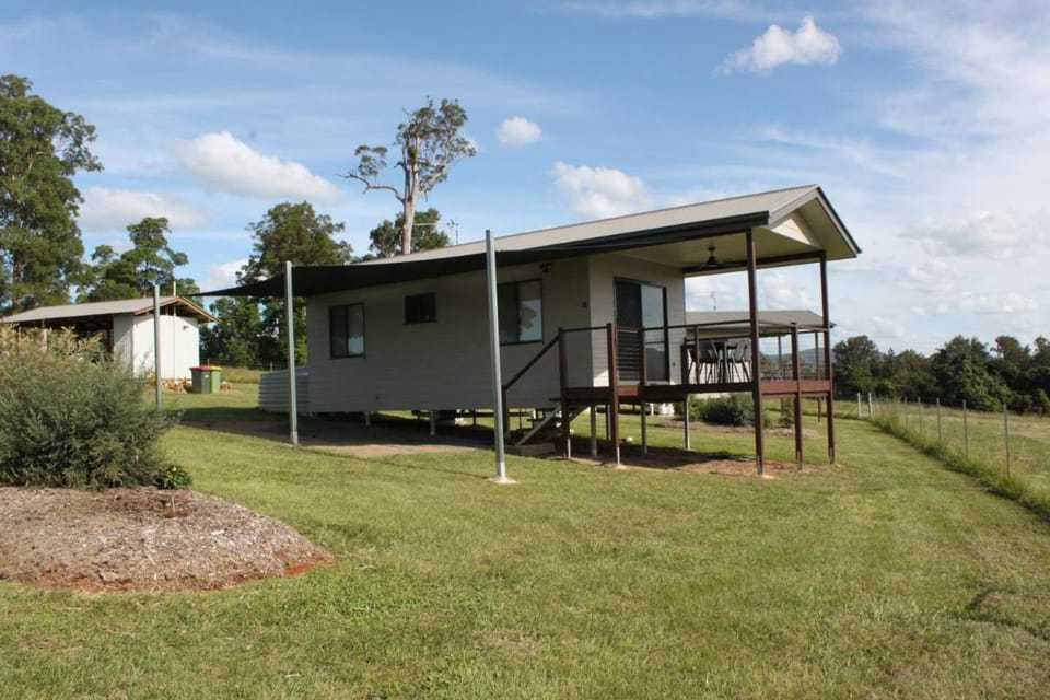 Valley Cabins By The Creek Villa in Queensland