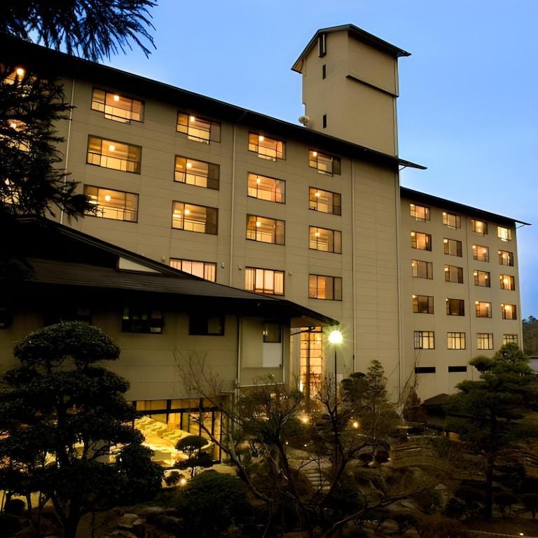 Yunogo Onsen HOTEL YUNOMORI BISYUNKAKU Ryokan in Japan