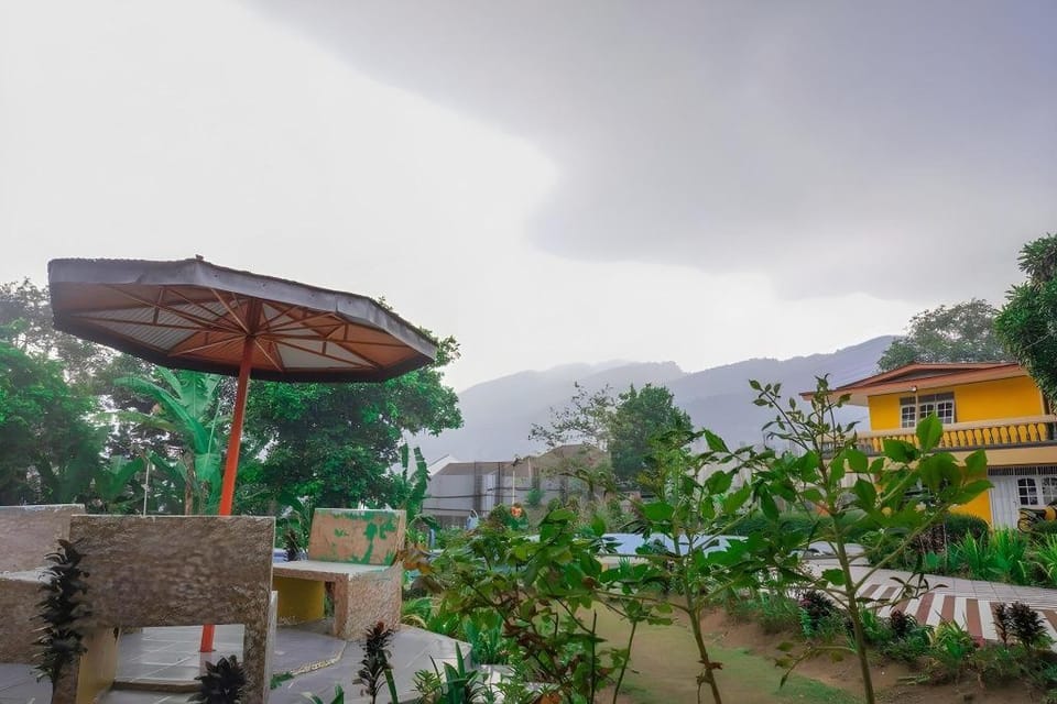 Kavio Resort near Taman Safari RedPartner Hotel in Cisarua