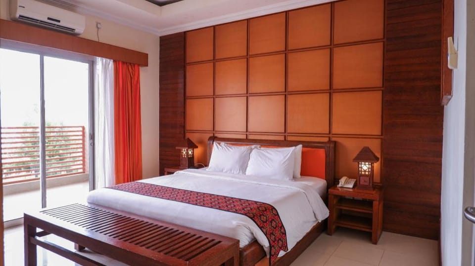 Sutan Raja Hotel & Convention Centre Kolaka Hotel in Indonesia