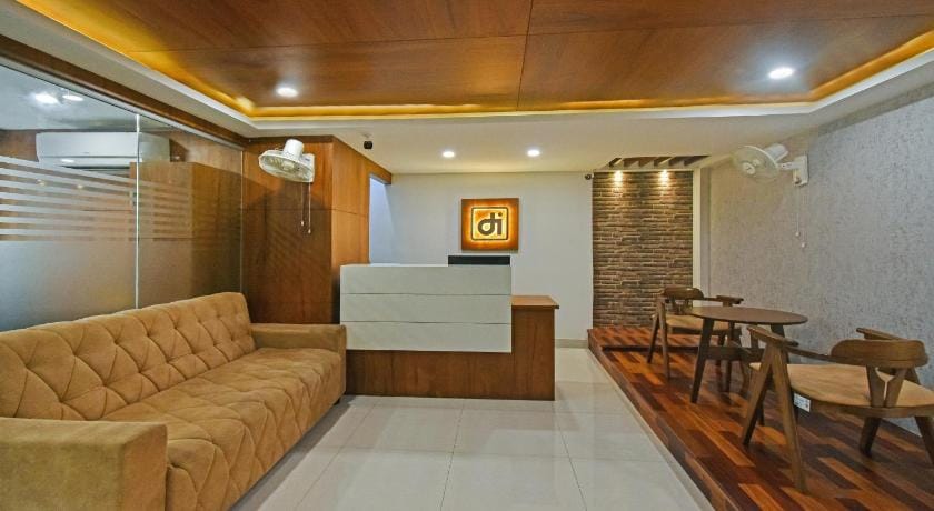 Itsy Hotels Deluxe Inn Hotel in Chennai