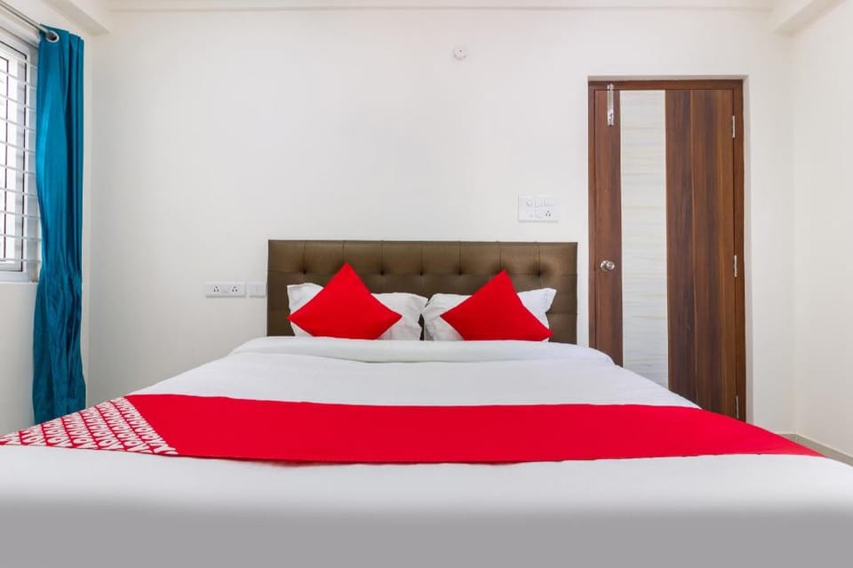 Super Hotel O Qualia Inn Kondapur Near Botanical Garden Hotel in Hyderabad