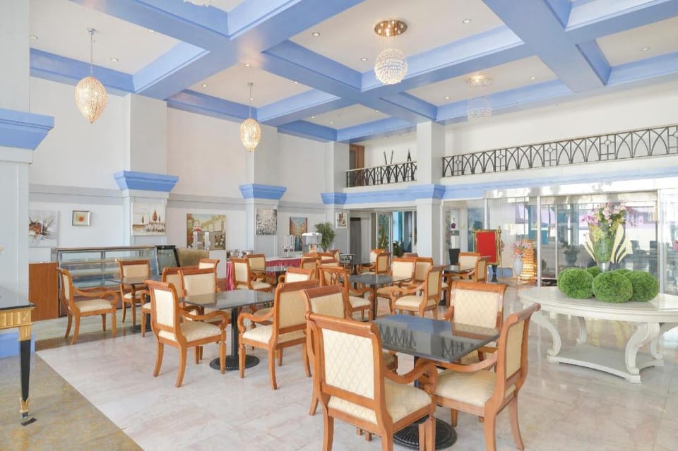 Townhouse Royal Palms Hotel - Daisy Hotel in Mumbai