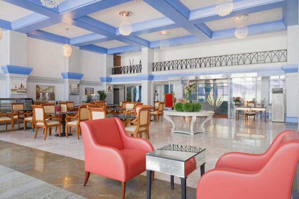 Townhouse Royal Palms Hotel - Daisy Hotel in Mumbai